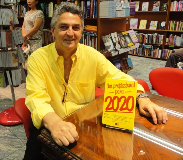 Um profissional para 2020 lançamento