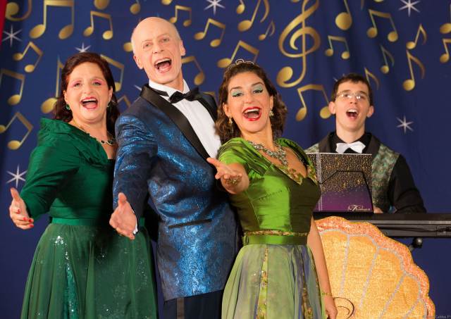 Mira Haar, Carlos Moreno, Patrícia Gasppar e Jonatan Harold